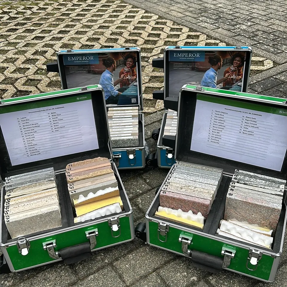 Musterausstellung: Sortiment von Seltra Natursteinhandel – Bodenbeläge zur Ansicht bei uns vor Ort – Projekt in Ransbach-Baumbach