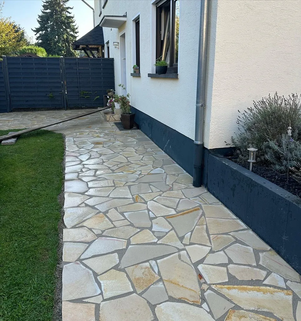 Abgeschlossene Außenanlage in Neuwied – Projekt in Neuwied